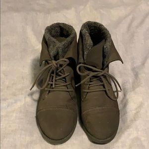 Madden Girl Booties Size 9